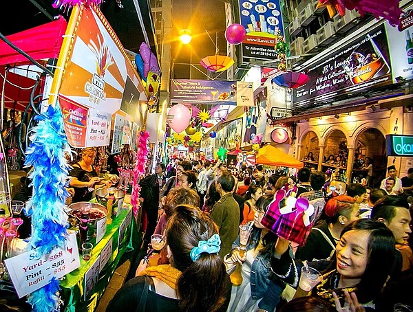 牛市狂欢进行时：比特币站稳35000美元，这5个潜力币种值得你熬夜盯盘