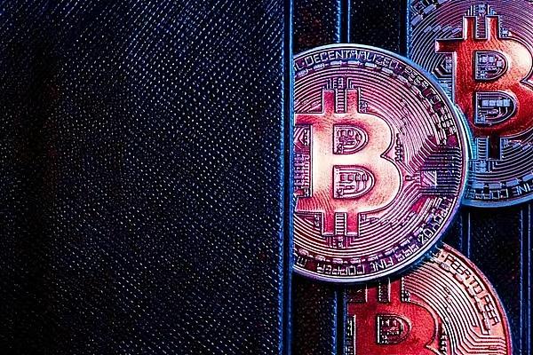 加密货币监管风向突变：美联储取消银行加密业务专项监管
