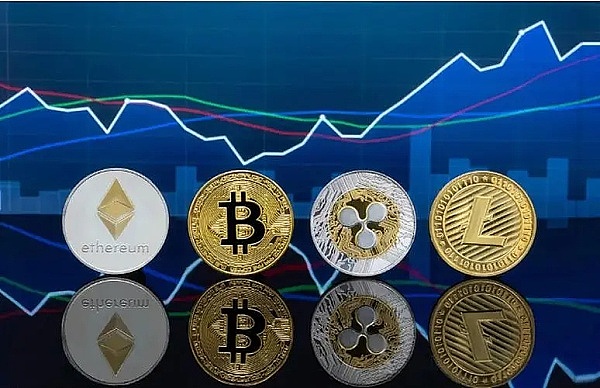 比特币惊现过山车行情：跌破2.6万美元的心理防线
